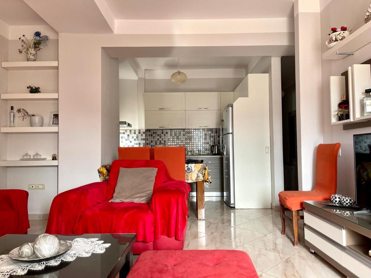 Queen Isabella Premium Hotel Vlorë Exterior foto